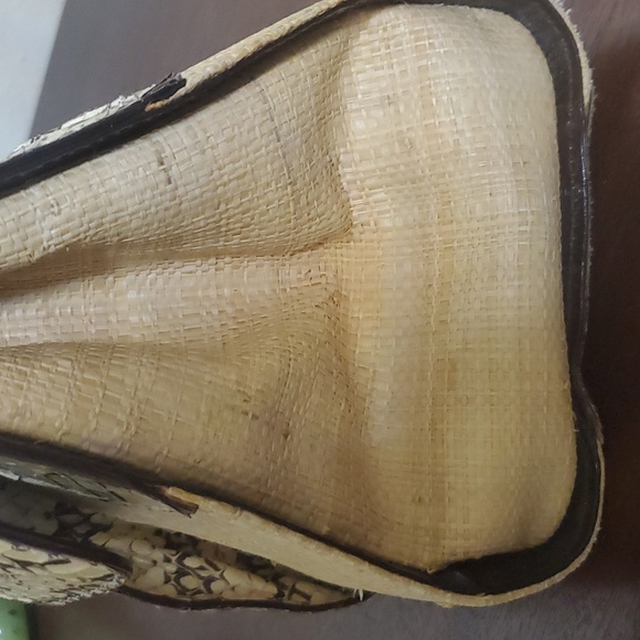 DOLCE & GABBANA YELLOW SNAKESKIN LEATHER/BEIGE RAFFIA SHOULDER BAG - Picture 7 of 7